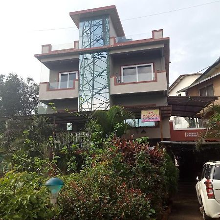 C P Cottage Resort Mahābaleshwar Buitenkant foto