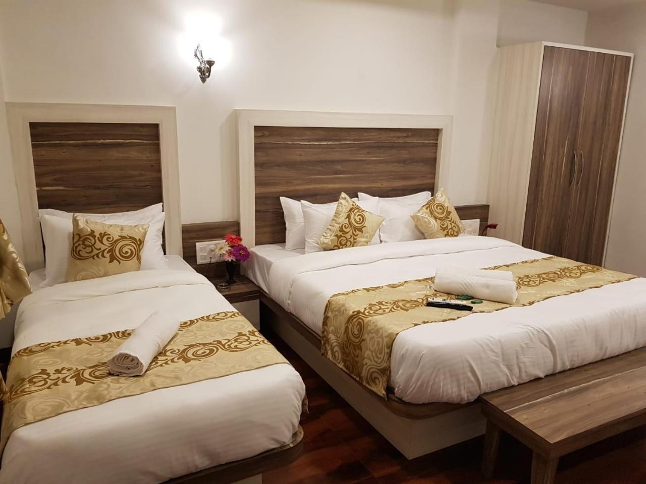 C P Cottage Resort Mahābaleshwar Buitenkant foto