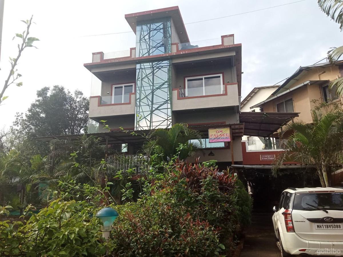 C P Cottage Resort Mahābaleshwar Buitenkant foto